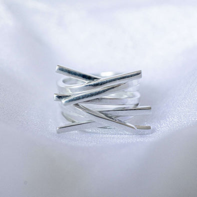 Crossing Bars Ring